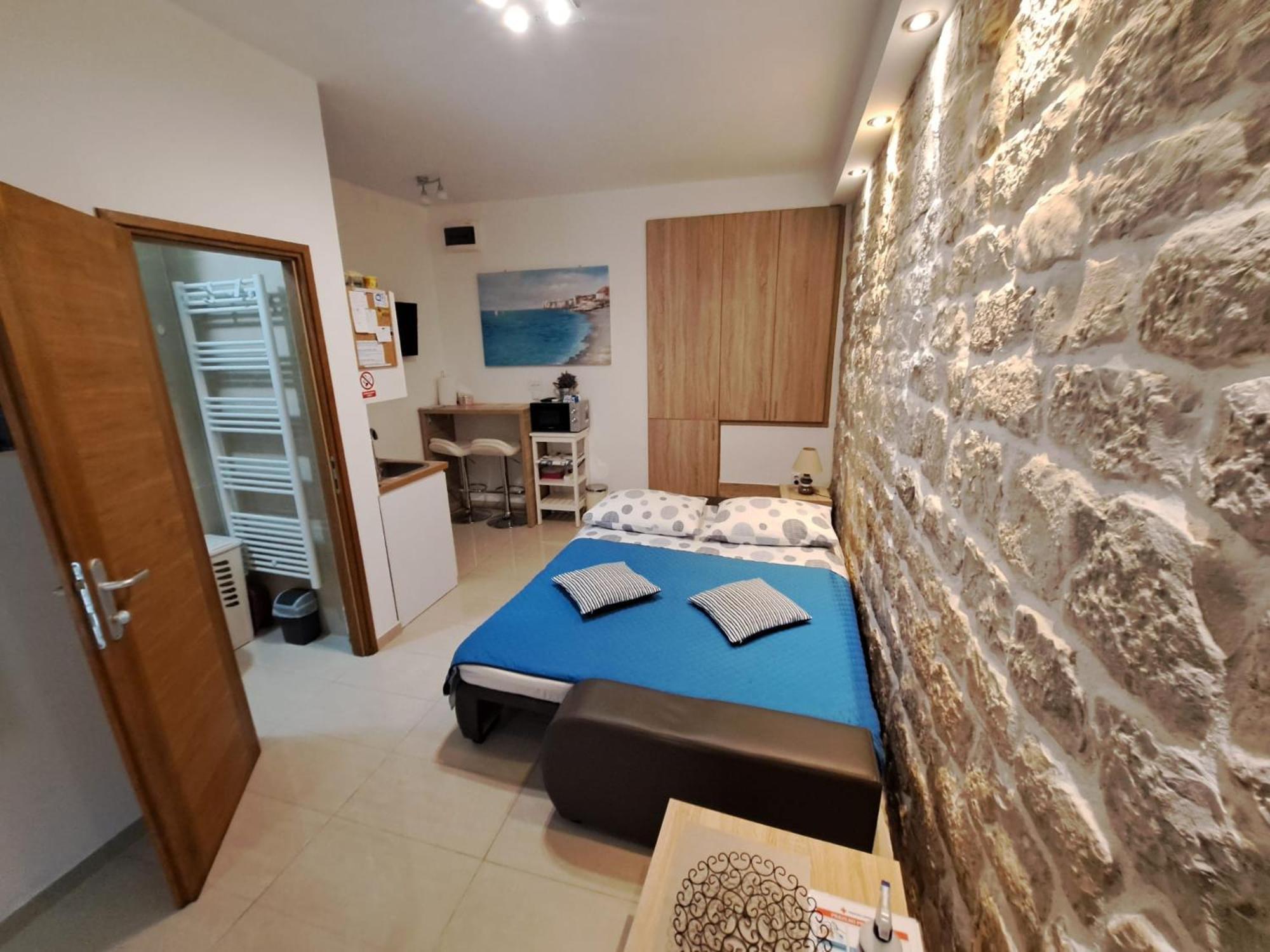 Studio Apartment Legcevic Kastela Luaran gambar