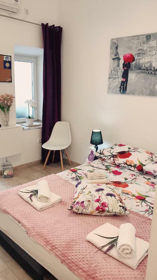 Studio Apartment Legcevic Kastela Luaran gambar