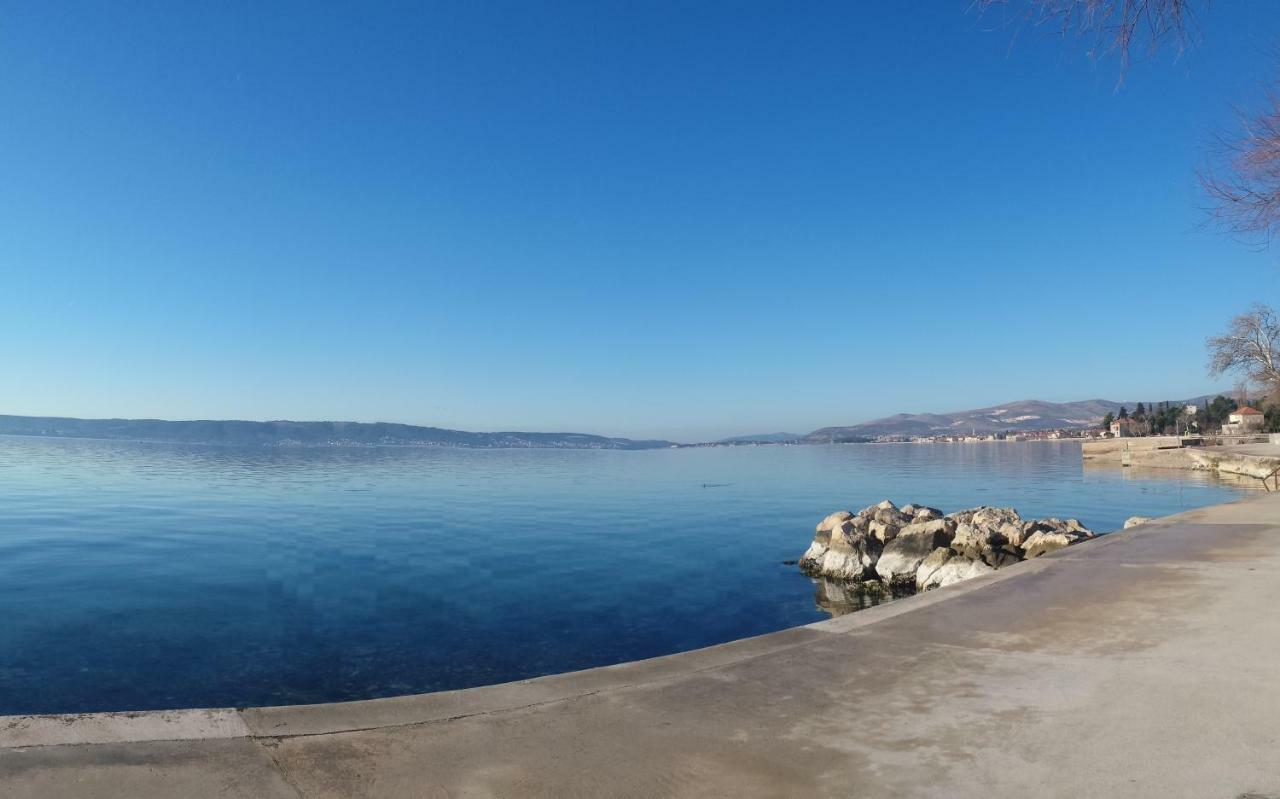 Studio Apartment Legcevic Kastela Luaran gambar